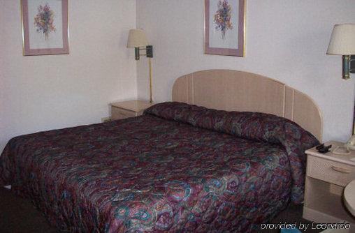 Davidson Lodge Thomasville Room photo