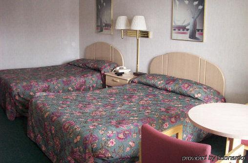 Davidson Lodge Thomasville Room photo