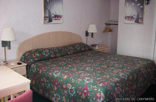 Davidson Lodge Thomasville Room photo